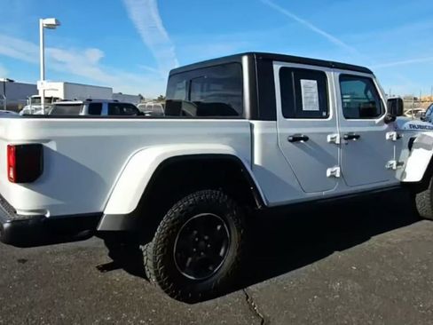 Used 2022 Jeep Gladiator Rubicon w/ Cold Weather Group image 4