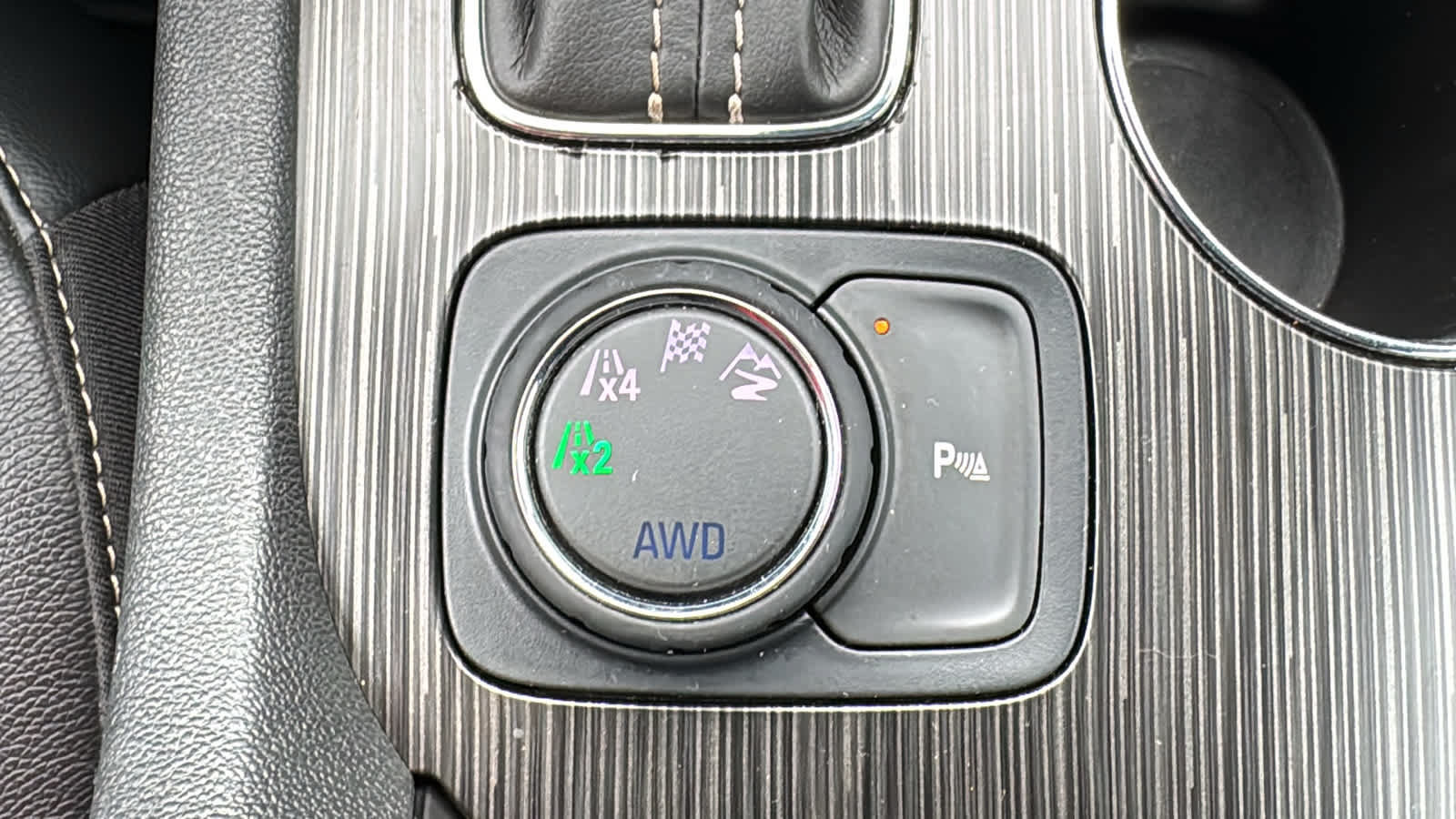 Used 2018 GMC Acadia SLT AWD/4WD image 20