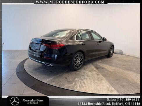 Used 2023 Mercedes-Benz C 300 4MATIC Sedan image 9