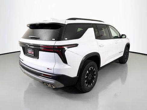 New 2026 Chevrolet Traverse Z71 w/ Driver Confidence Package AWD/4WD image 9