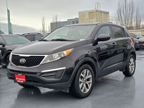 Used 2016 Kia Sportage LX image 8