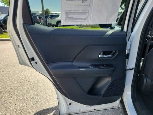 Certified 2026 Nissan Kicks SV FWD image 14