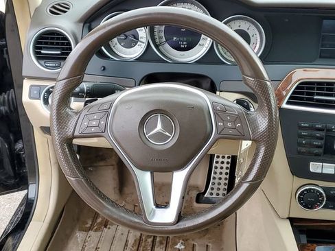 Used 2015 Mercedes-Benz C 250 Coupe image 33
