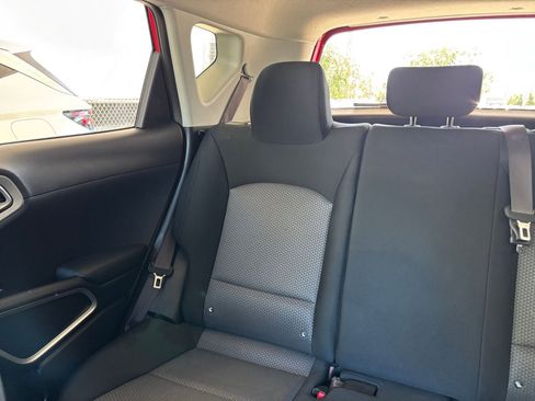 Used 2025 Kia Soul LX w/ LX Technology Package FWD image 39