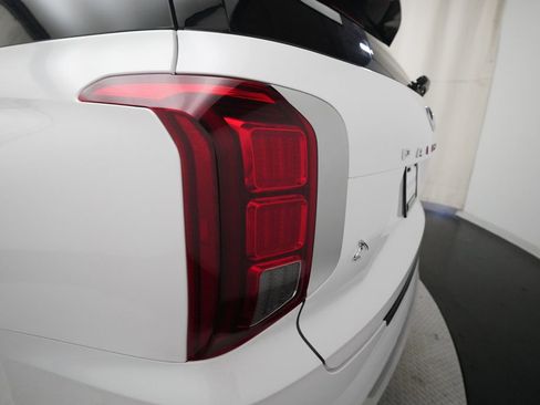Used 2021 Hyundai Palisade Limited w/ Cargo Package AWD/4WD image 34