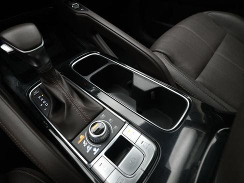 Used 2020 Kia Telluride SX AWD/4WD image 18