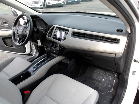 Used 2022 Honda HR-V LX image 13