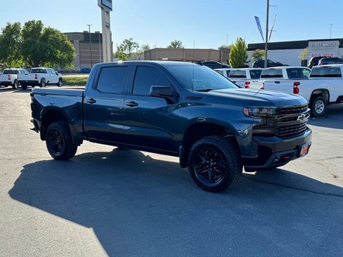 Used 2019 Chevrolet Silverado 1500 LT Trail Boss w/ Bed Protection Package AWD/4WD image 7