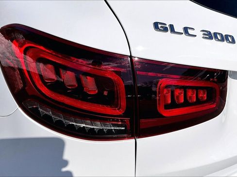 Certified 2022 Mercedes-Benz GLC 300 4MATIC image 32