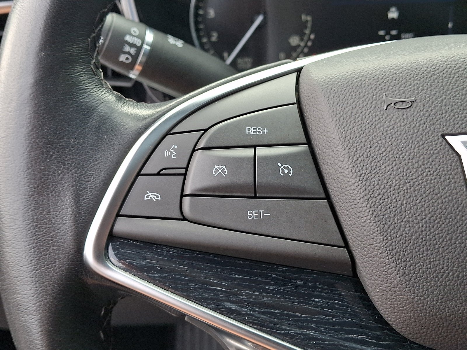 Certified 2024 Cadillac XT5 Premium Luxury AWD/4WD image 28