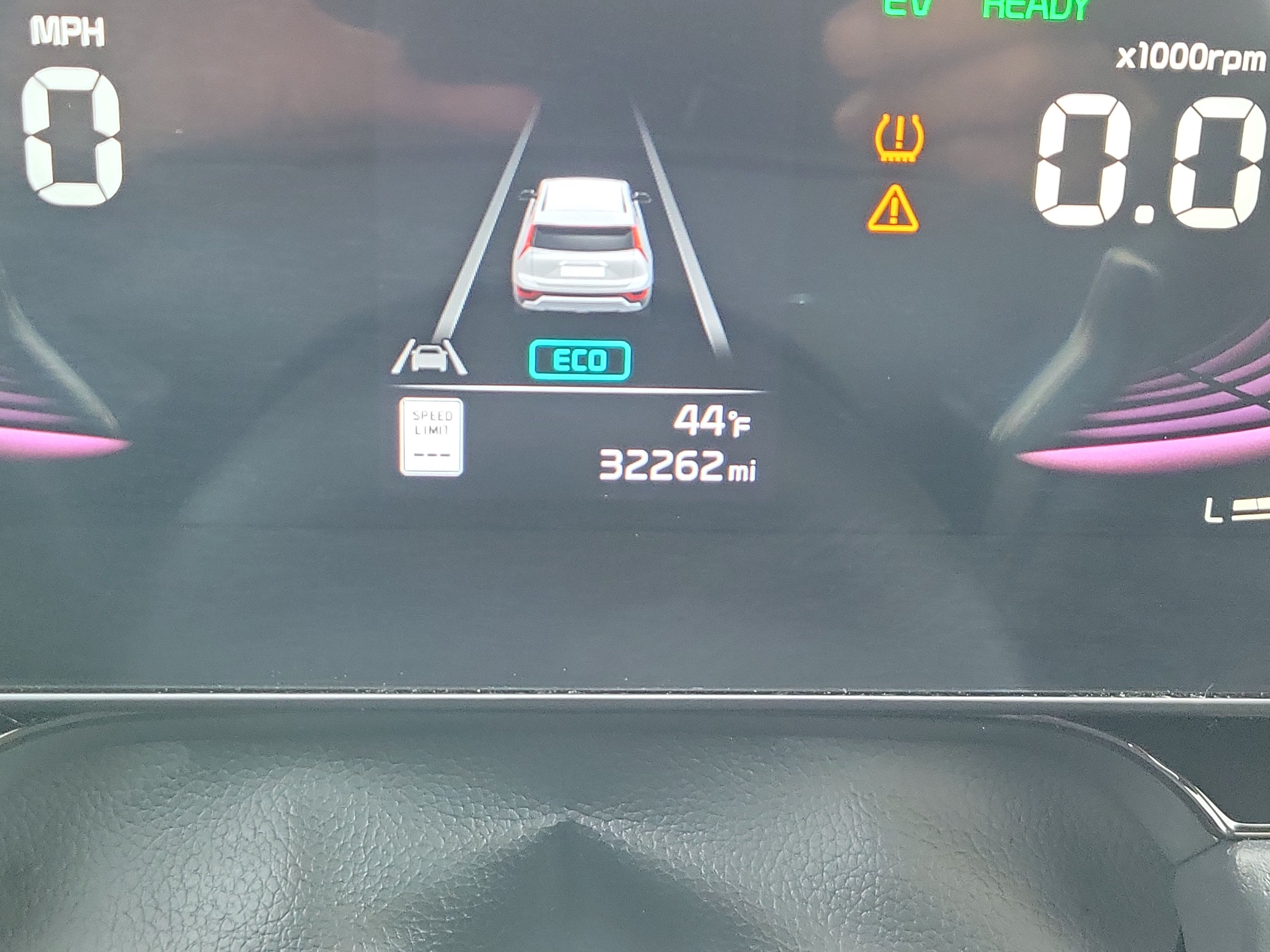Used 2023 Kia Niro EX Touring FWD image 23