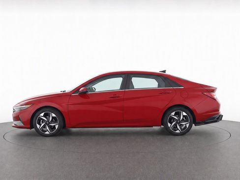 Used 2021 Hyundai Elantra Limited FWD image 6
