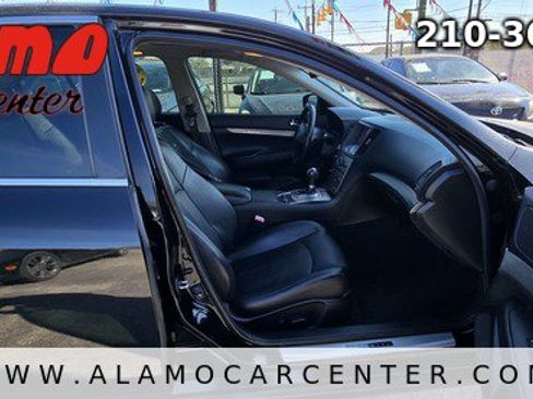 Used 2013 INFINITI G37 x w/ Premium Pkg image 13