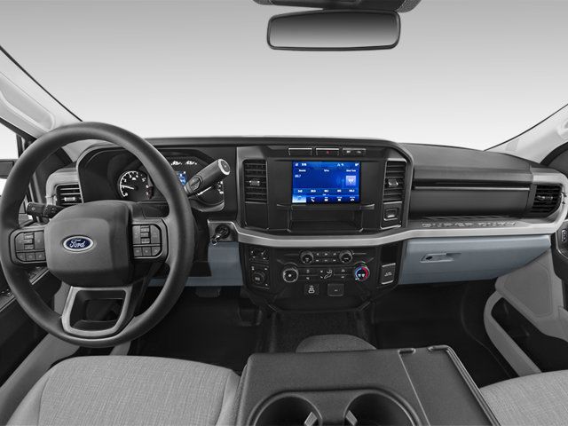 Used 2023 Ford F250 XLT w/ XLT Premium Package AWD/4WD image 3