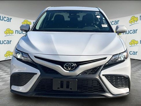 Used 2024 Toyota Camry SE FWD image 2