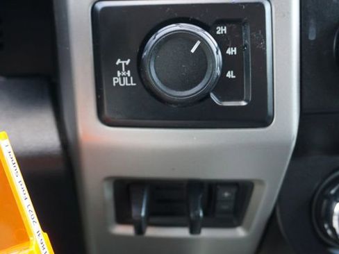 Used 2021 Ford F250 Lariat w/ Lariat Value Package AWD/4WD image 8
