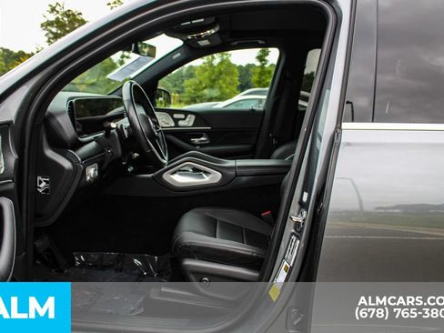 Used 2025 Mercedes-Benz GLE 450e 4MATIC w/ Winter Package image 16