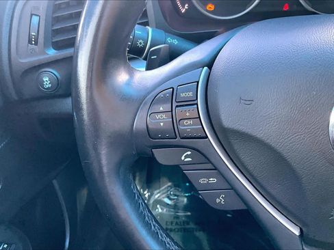 Used 2017 Acura ILX FWD image 23