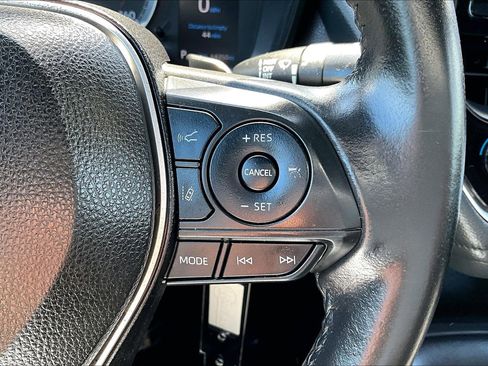 Used 2022 Toyota Corolla SE image 18