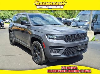 Certified 2023 Jeep Grand Cherokee Altitude AWD/4WD video 1