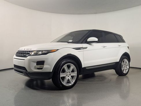 Used 2015 Land Rover Range Rover Evoque Pure Plus AWD/4WD image 3