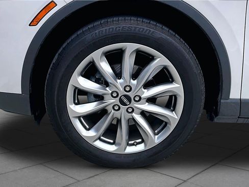 Used 2021 Lincoln Corsair FWD w/ Premium Package image 10