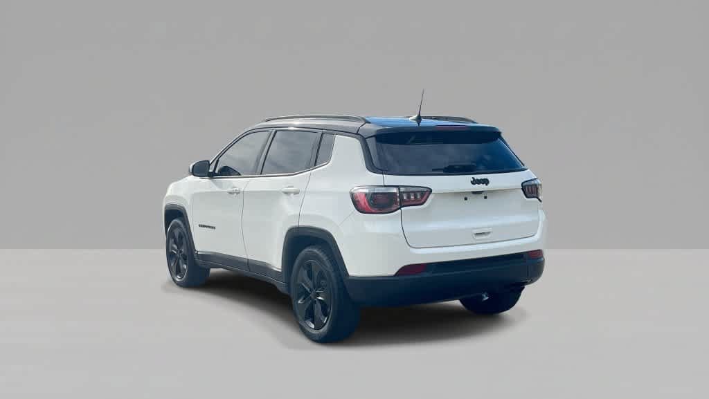 Used 2018 Jeep Compass Latitude w/ Popular Equipment Group FWD image 6