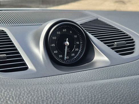 Certified 2025 Porsche Cayenne Coupe image 26