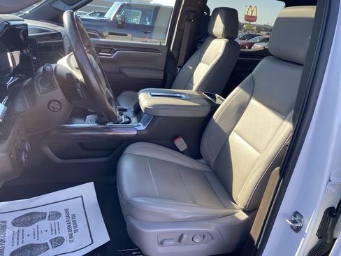 Used 2022 Chevrolet Silverado 1500 LTZ w/ LTZ Convenience Package II image 11