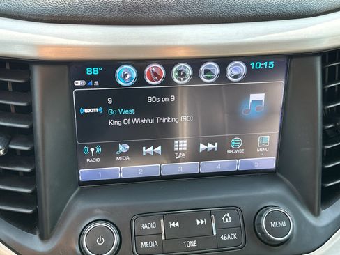 Used 2019 GMC Acadia Denali w/ Technology Package AWD/4WD image 29