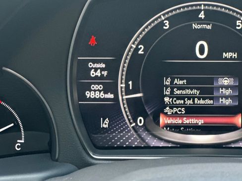 Certified 2022 Lexus LS 500 w/ Accessory Package (Z2) RWD image 27