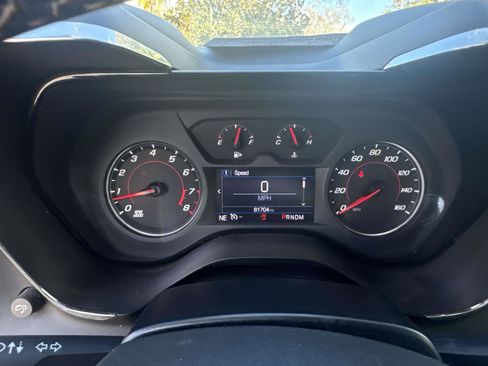 Used 2019 Chevrolet Camaro LT image 26