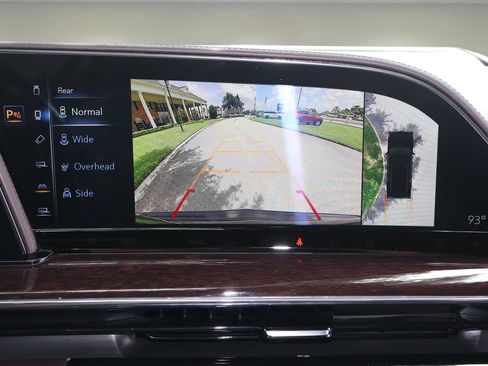 Used 2021 Cadillac Escalade Sport Platinum w/ Heavy-Duty Trailer Package AWD/4WD image 25