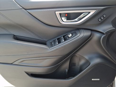 Used 2019 Subaru Forester Touring AWD/4WD image 12