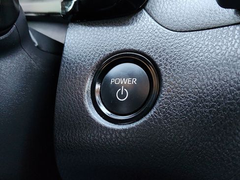 Used 2025 Toyota Camry LE image 16