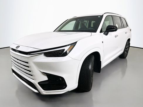 New 2026 Lexus TX 500h AWD w/ Technology Package image 3