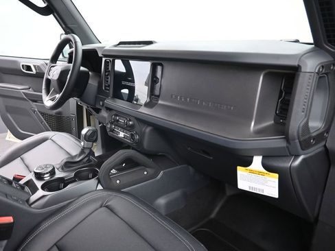 New 2026 Ford Bronco Badlands AWD/4WD image 26