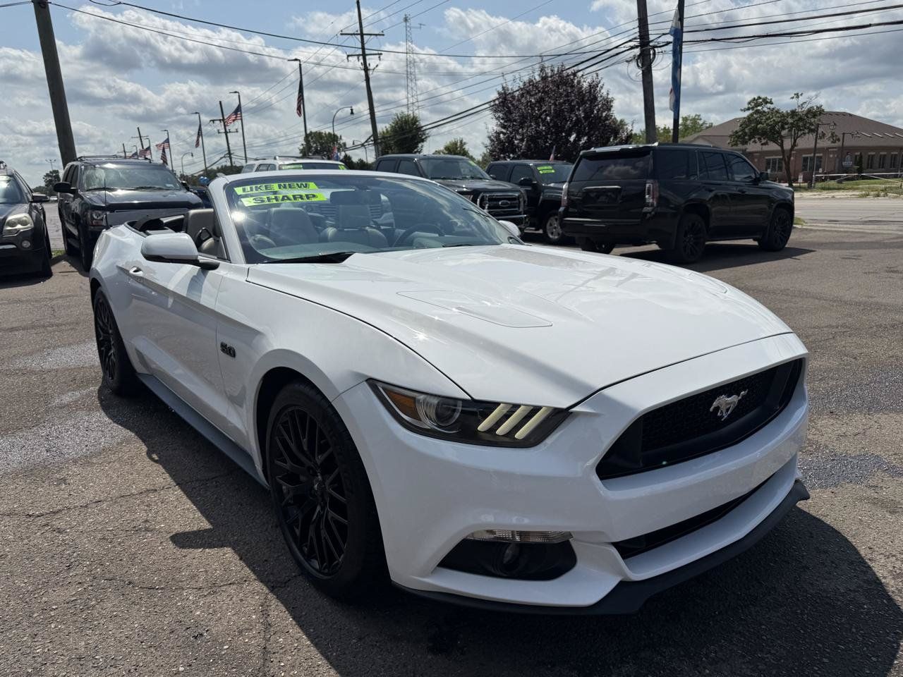 Used 2017 Ford Mustang GT Premium w/ Equipment Group 401A RWD image 12