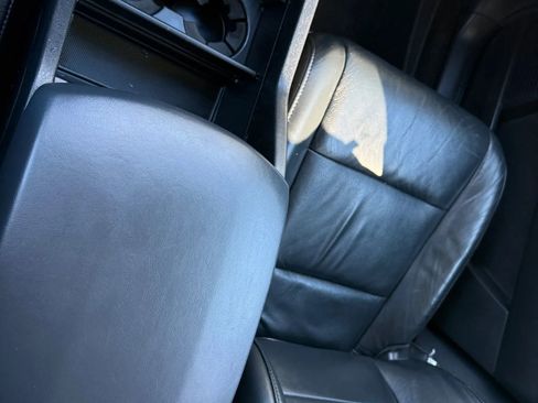 Used 2010 Honda Pilot EX-L image 18