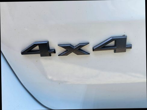 Used 2021 Jeep Grand Cherokee High Altitude AWD/4WD image 32