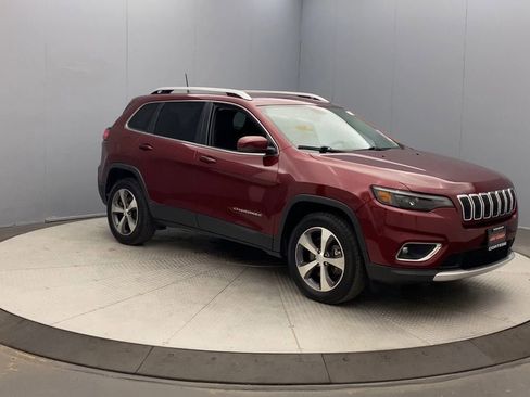 Used 2020 Jeep Cherokee Limited AWD/4WD image 7