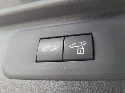 Used 2025 Toyota Grand Highlander FWD image 12