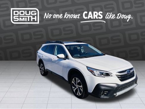 Used 2021 Subaru Outback Limited image 7