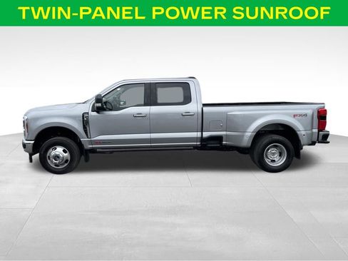 Used 2024 Ford F350 Lariat w/ Lariat Ultimate Package AWD/4WD image 7