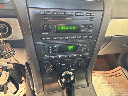 Used 2002 Ford Thunderbird RWD image 11