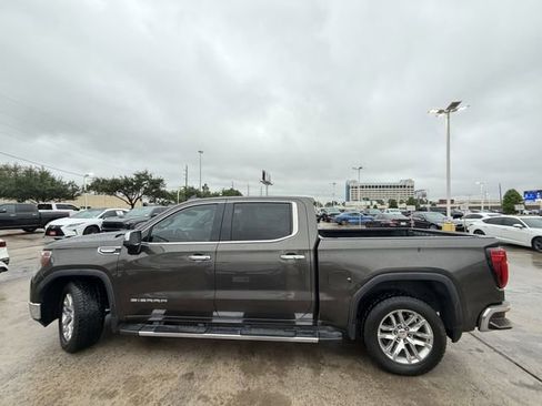 Used 2019 GMC Sierra 1500 SLT RWD image 8