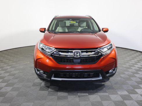Used 2018 Honda CR-V Touring image 2
