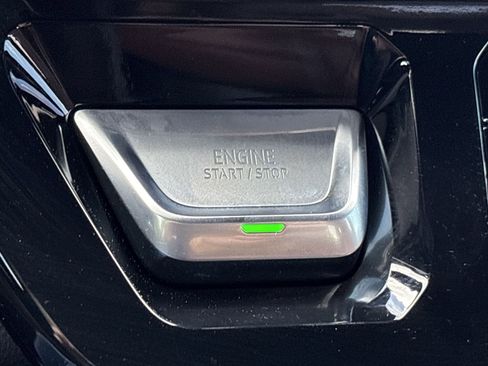 New 2025 GMC Sierra 3500 Denali Ultimate image 18