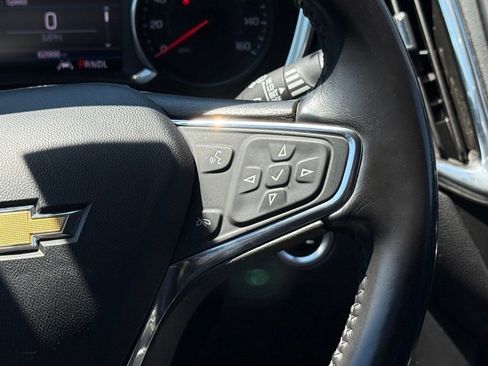 Used 2020 Chevrolet Equinox LT image 40