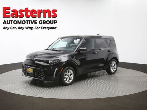 Used 2024 Kia Soul LX w/ Option Group 015 image 56